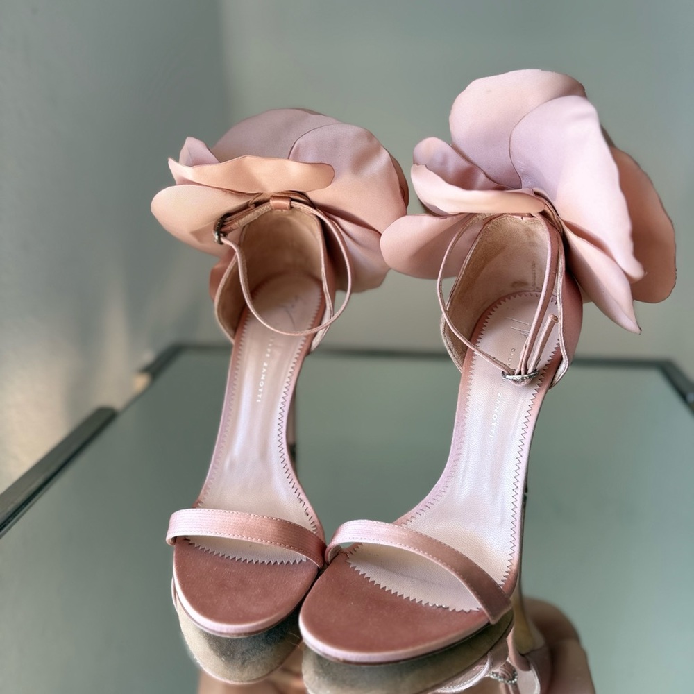 Like New GIUSEPPE ZANOTTI Peony 115mm Sandals In Schwarz $1,395 38 - Picture 14 of 15
